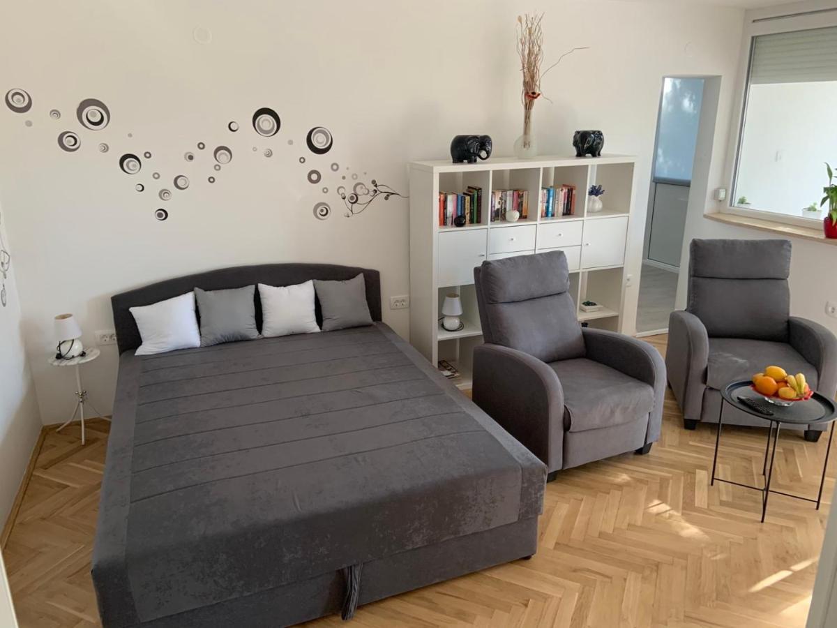 Apartment Bono Poreč Exterior foto